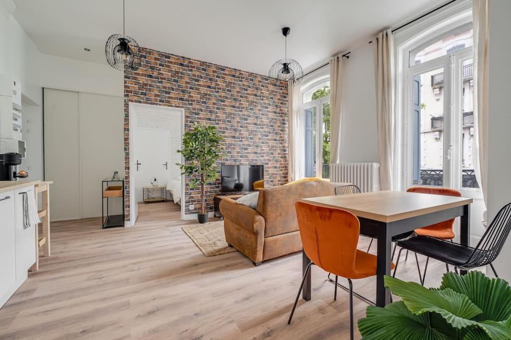 Grand Appartement «  City » Spacieux Et Moderne Vila Velha Exterior foto